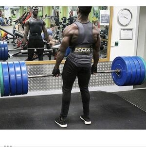 RDX Leather Black leather weight lifting belt. Size Medium